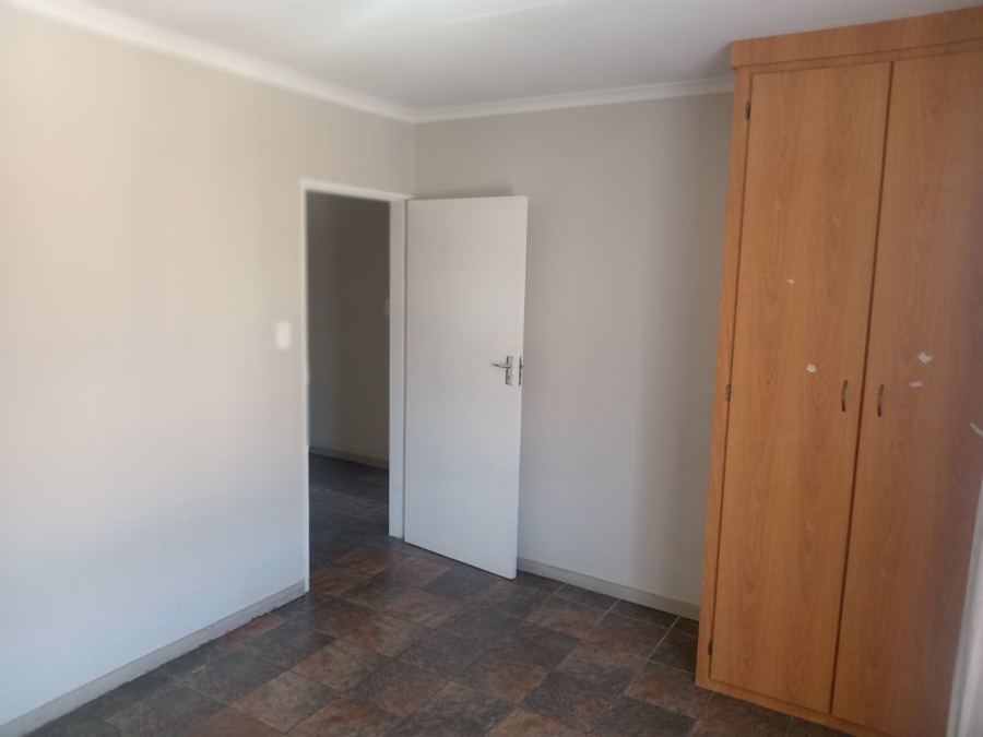To Let 3 Bedroom Property for Rent in Waterval East North West